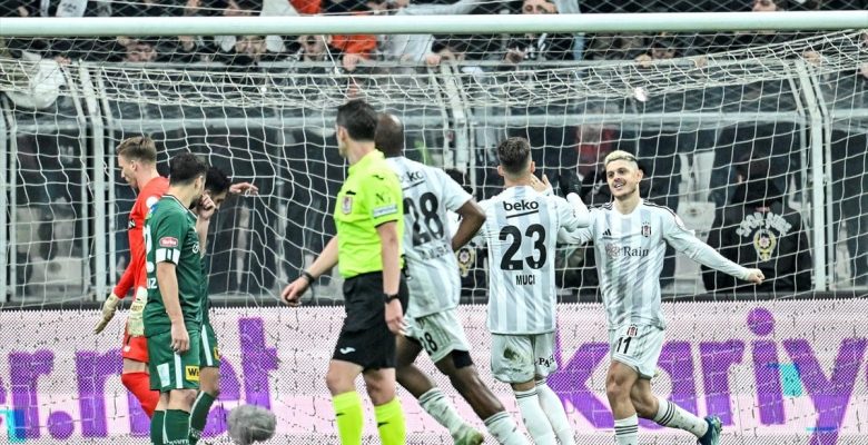 Beşiktaş, Konyaspor’u iki golle geçti